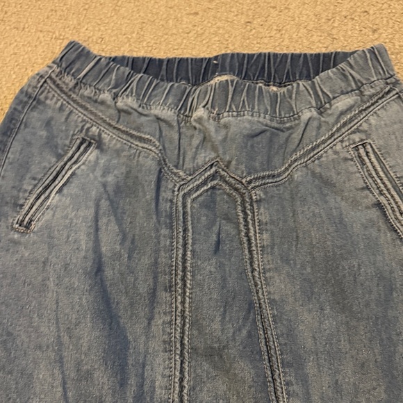 Denim Maxi Skirt - Picture 4 of 4